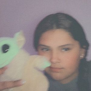 Meet your Posher, Raeleen